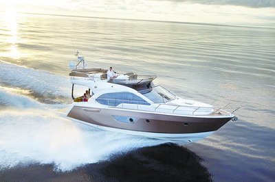 Sessa FLY54飛橋游艇