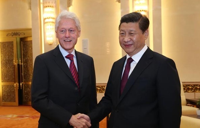 習(xí)近平會(huì)見美國前總統(tǒng)克林頓