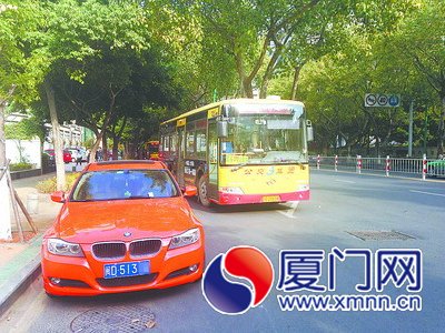 乘客下車(chē)險(xiǎn)被撞