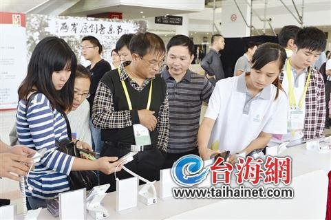 今年年底前，福建移動(dòng)將推出超30款4G手機(jī)與數(shù)據(jù)終端