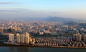 ���п�Ȫ�ݣ�Ȫ�ݺ��Č��}