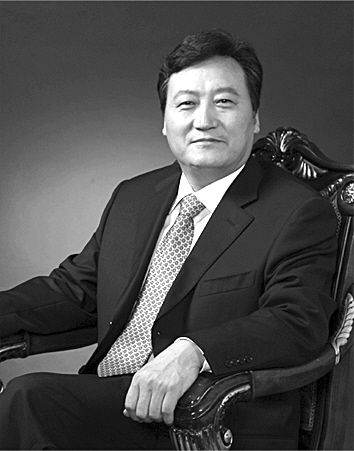 中國中鐵公司執(zhí)行董事、總裁白中仁