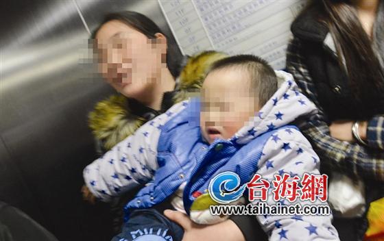 一周四個月大的“均均”被一根縫衣針刺入體內,并移