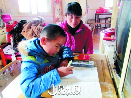 泉州好兒媳林秫服侍癱瘓公公如生父