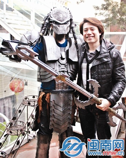 啊壬和他制作的鐵血戰(zhàn)士