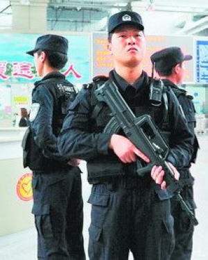 廈門特警機(jī)動(dòng)沖鋒隊(duì)1