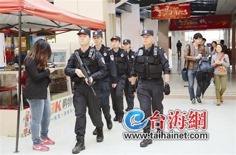 特警機(jī)動沖鋒隊