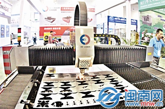 激光打印機(jī)器，能在鋼板上打印螞蟻、狼等