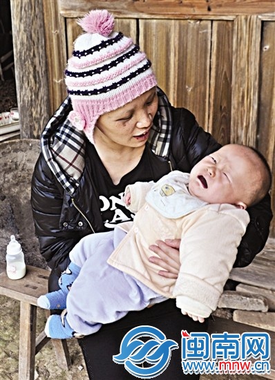 出生5個(gè)月的小兒子一口母乳都不曾吃過(guò)