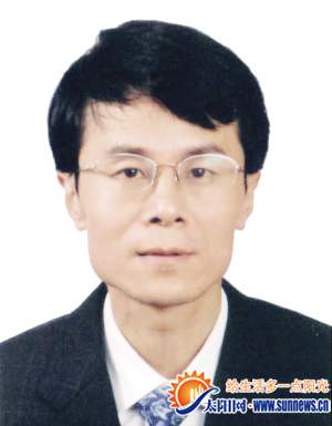 “經(jīng)濟學(xué)專才”黃曉舟