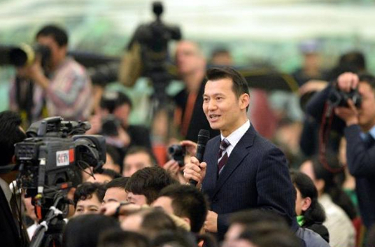 胡一虎在總理記者會(huì)上提問
