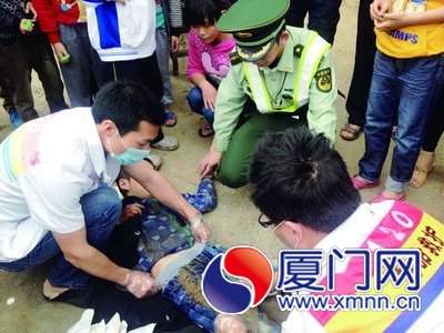 幸虧剎車及時(shí)僅腳掌受傷