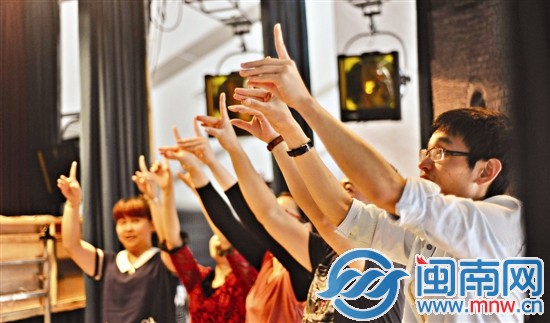 練習(xí)木偶手勢