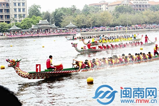 海峽兩岸龍舟賽本周六在集美龍舟池開賽