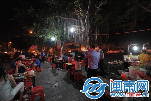 西賢路這處露天大排檔因為擾民被投訴