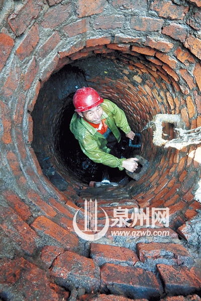 泉州市有關(guān)部門抓緊對地下排污管網(wǎng)進行檢查