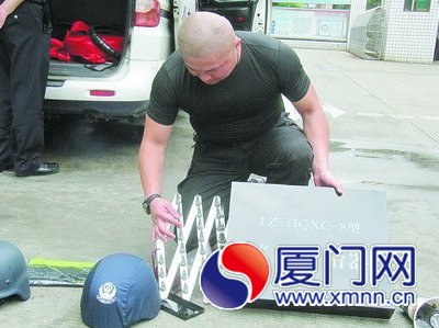 路障破胎器能阻攔暴力車輛