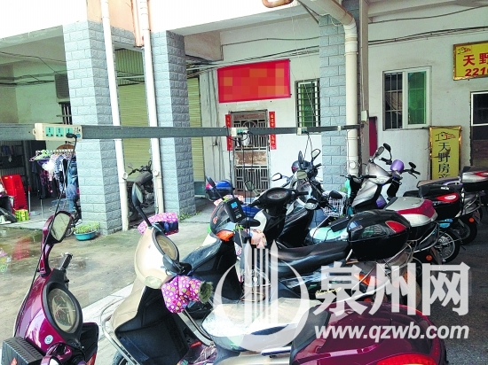 有的小區(qū)使用簡易充電設(shè)施，使用的排插不規(guī)范