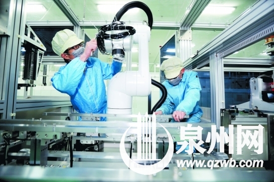 “機(jī)器人”將代替工人完成產(chǎn)品的分揀工作