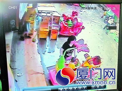 肇事車失控，司機(jī)拉都拉不住