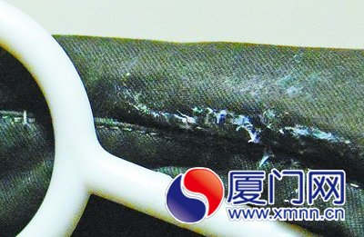 衣領(lǐng)發(fā)霉長出白毛