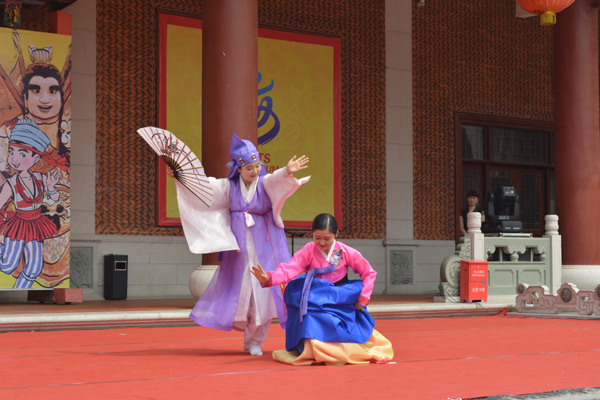 韓國(guó)光州藝術(shù)團(tuán)