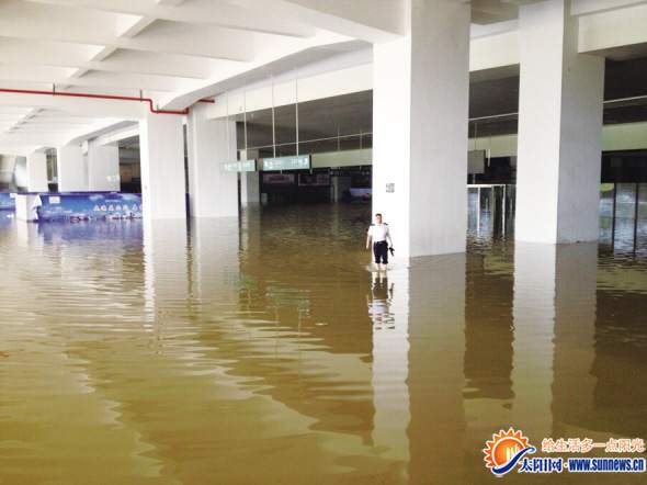 廈門(mén)北站北2廣場(chǎng)變汪洋