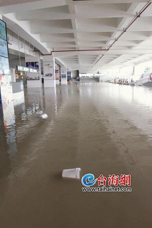 廈門北站積水