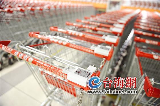 大潤發(fā)推出自助投幣手推車