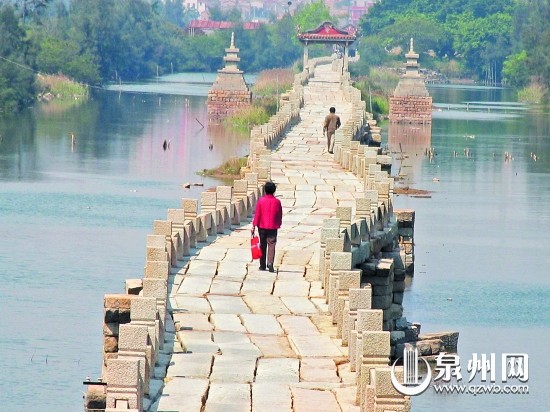 安平橋享有“天下無橋長(zhǎng)此橋”之譽(yù)