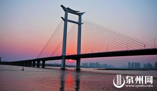泉州晉江大橋是世界首座“開”字型斜拉橋