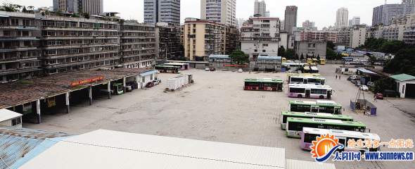 現(xiàn)在的湖濱中路64號(hào)。記者 唐光峰 攝