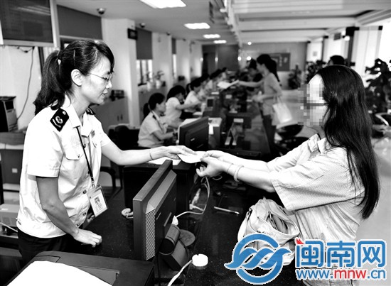 中獎的廈門某公司代表現(xiàn)身領獎