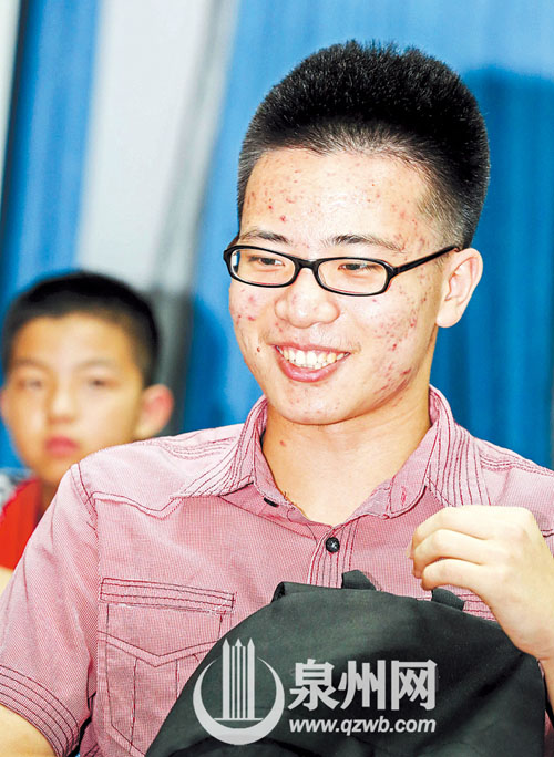 今年高考文科投檔分狀元林子晗就來自旗星村