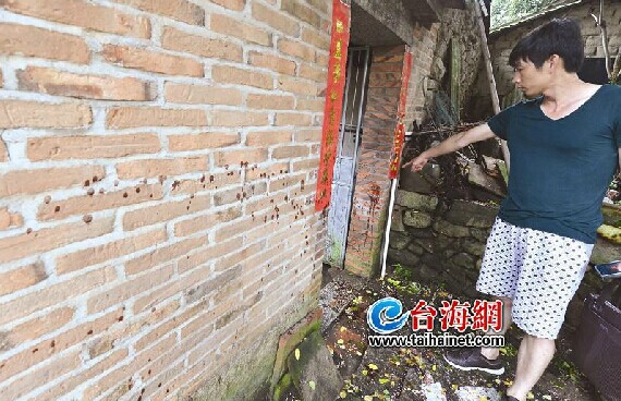 現(xiàn)場(chǎng)血跡斑斑