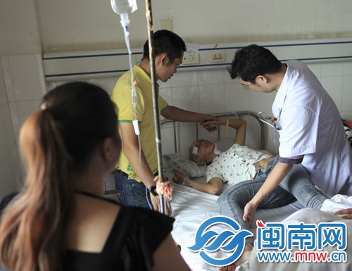 小虹腦出血，在安溪醫(yī)院搶救