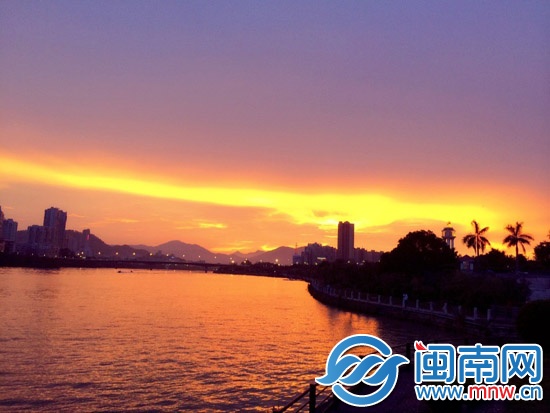 午后出門 小心熱雷雨11