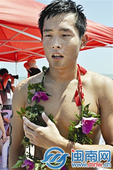 男子組A組冠軍韓櫟都