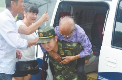 23日，霞浦縣牙城邊防派出所官兵在巡查中，發(fā)現(xiàn)牙城